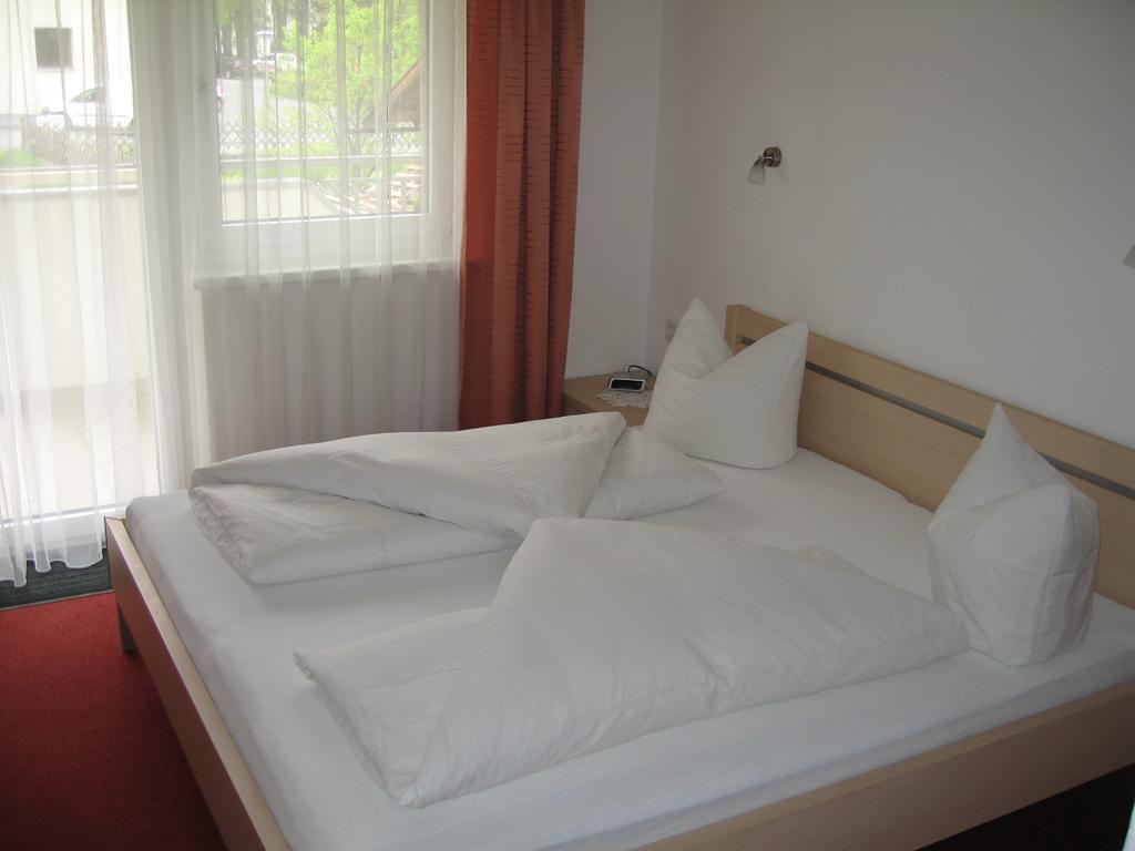 Gaestehaus Mrak Langenfeld Bilik gambar