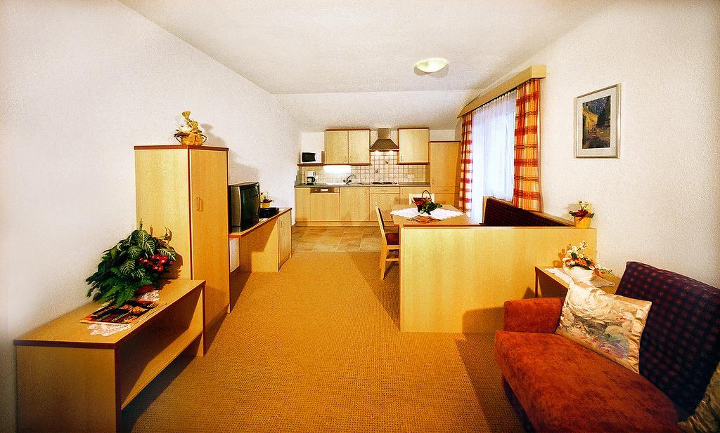 Gaestehaus Mrak Langenfeld Bilik gambar
