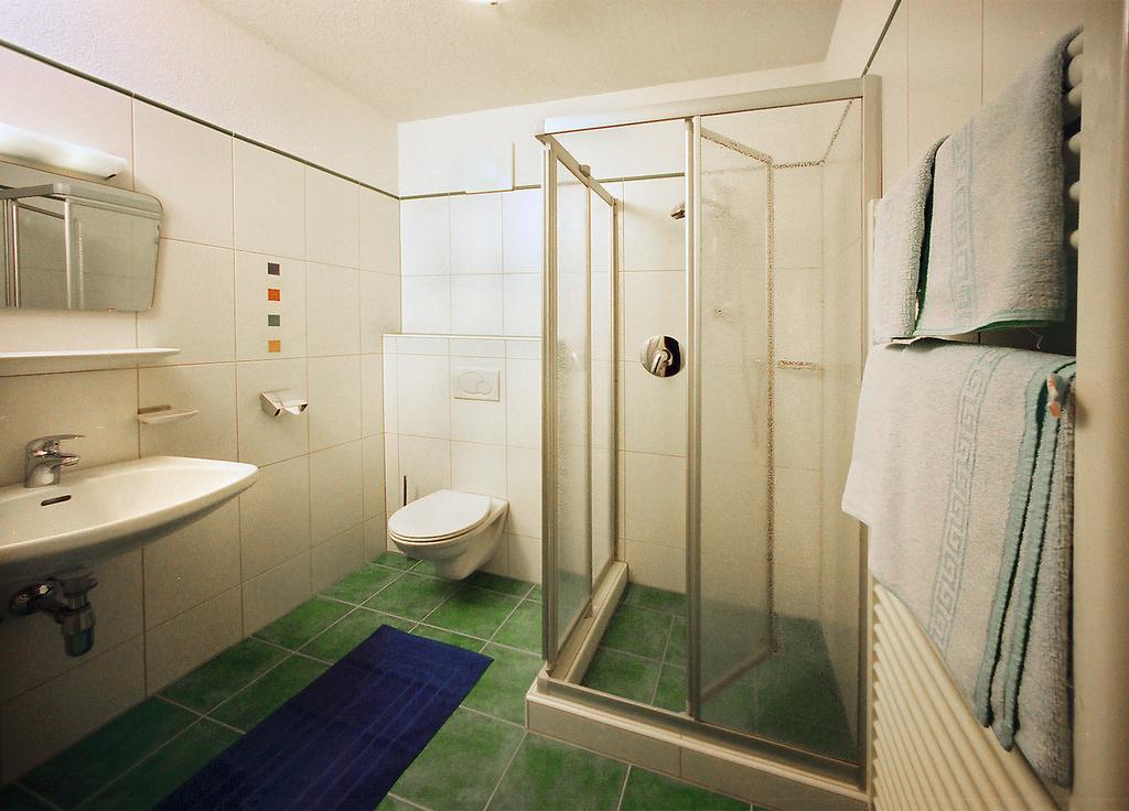 Gaestehaus Mrak Langenfeld Bilik gambar